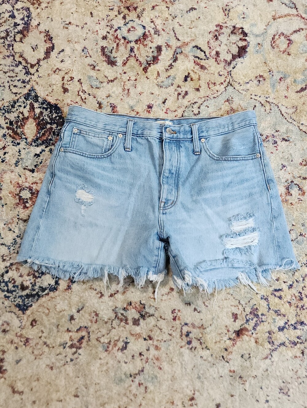 Madewell Relaxed Mid-Length Denim Shorts Light Wash Distressed Cut-off 31